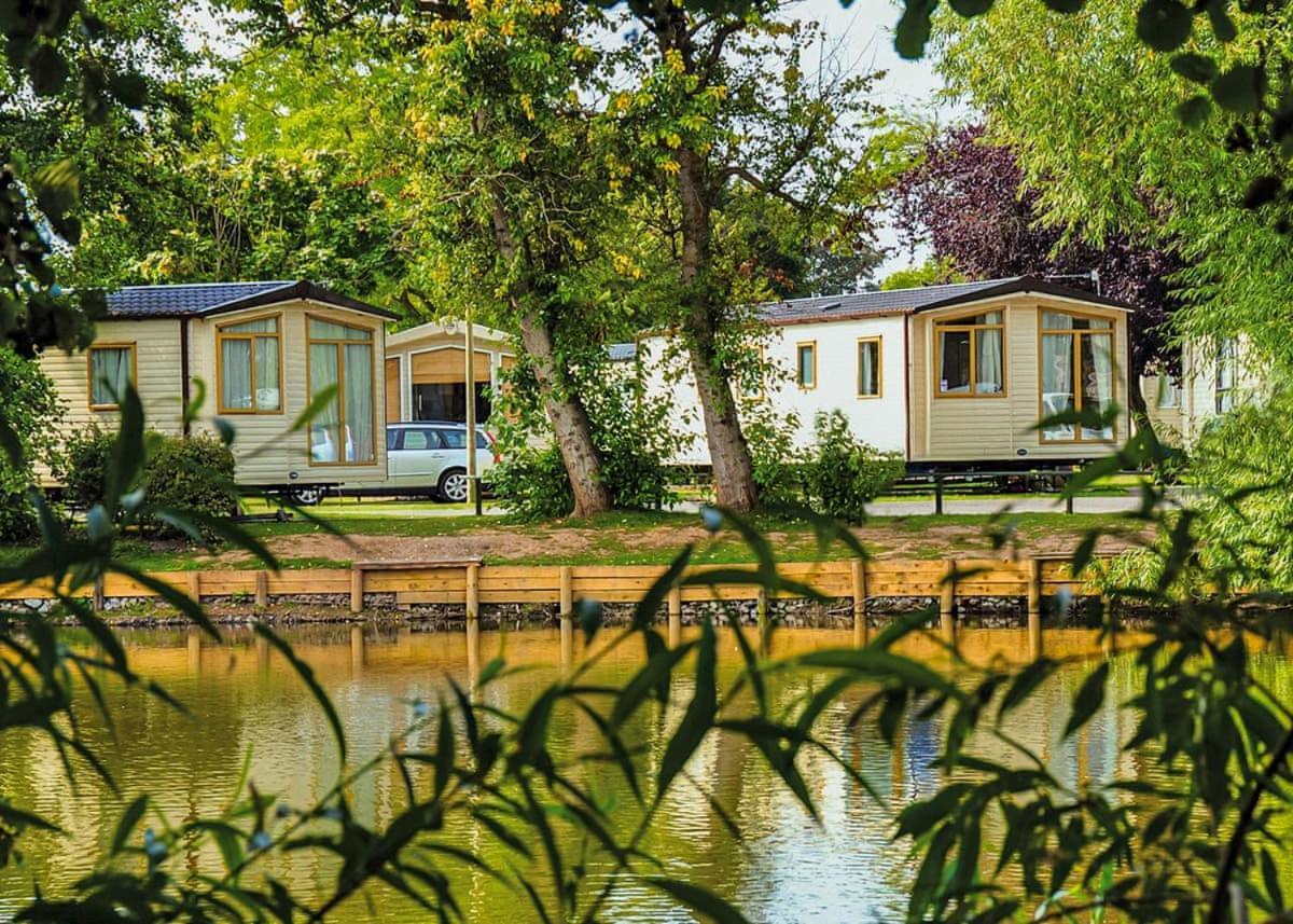 Lakeside Holiday Park Hotel Burnham-on-Sea Ngoại thất bức ảnh